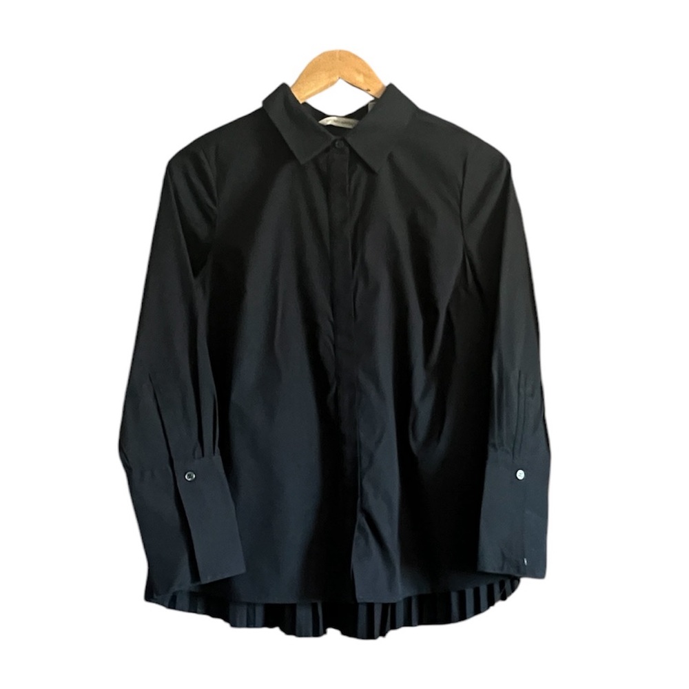 Soft Surroundings Black Pleated Back Long Sleeve